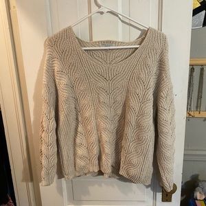 super comfy sweater. brand “WARM & COZY lifestyle”